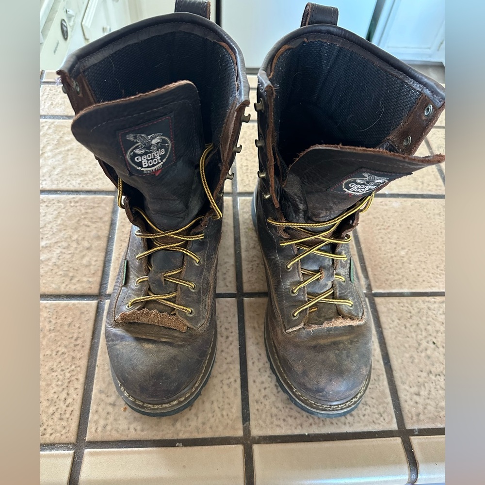 Georgia Logger Boots size 10 soft toe